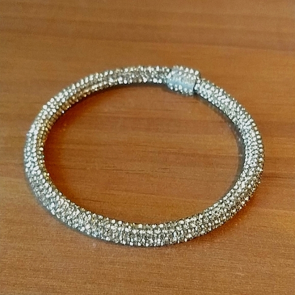 Leopard Earrings and Crystal Bracelet Set - Picture 7 of 9